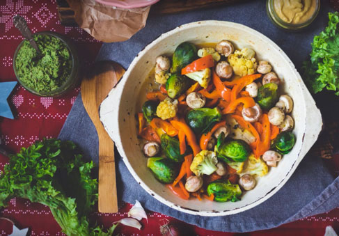 Roasted veggie bowl as a healthy performance nutrition option 